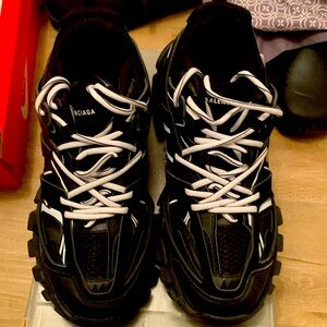 Brand new balenciagas for sale